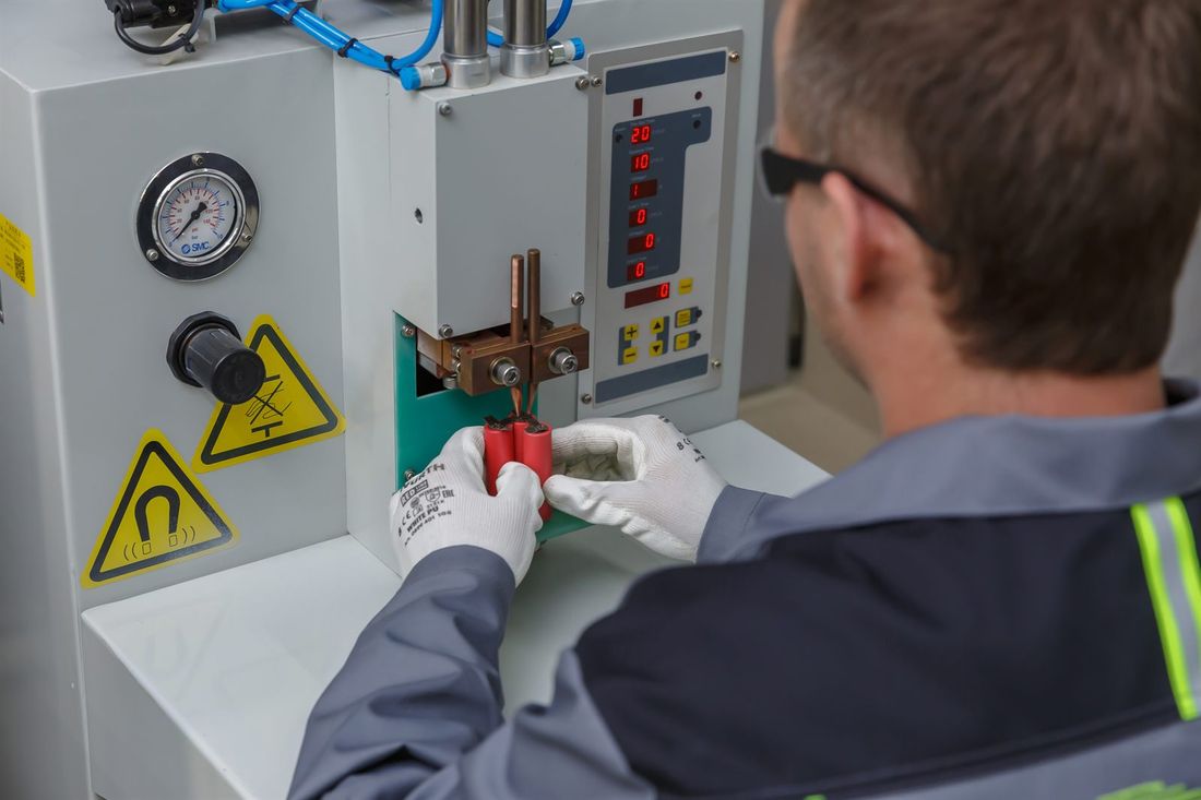 Сварка аккумуляторных батарей Combitec