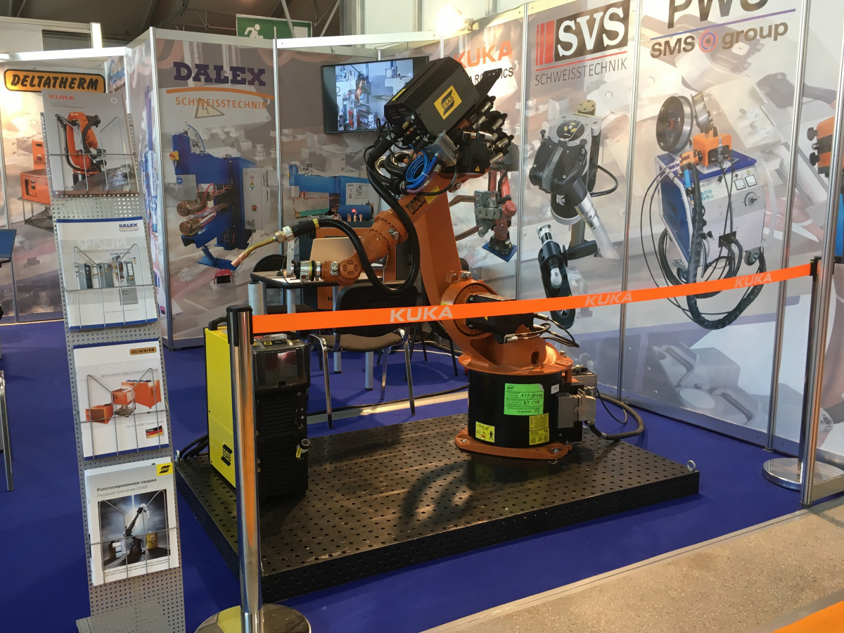 Робот KUKA Робот KUKA